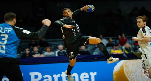 "علي زين الأكثر تسجيلًا وهنداوي الأول بالتصديات".. أرقام مصر بعد نهاية بطولة العالم لليد